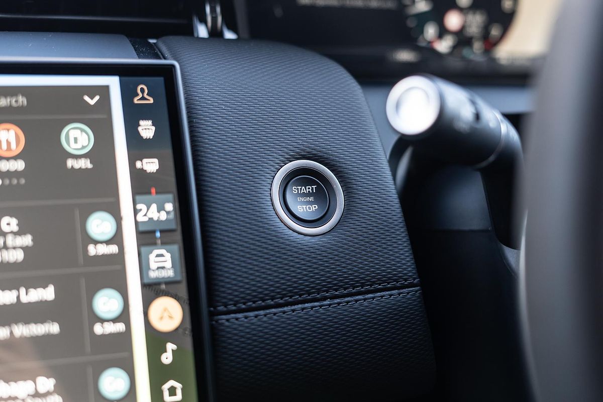 2024 Land Rover Discovery Sport P250 Dynamic SE L550