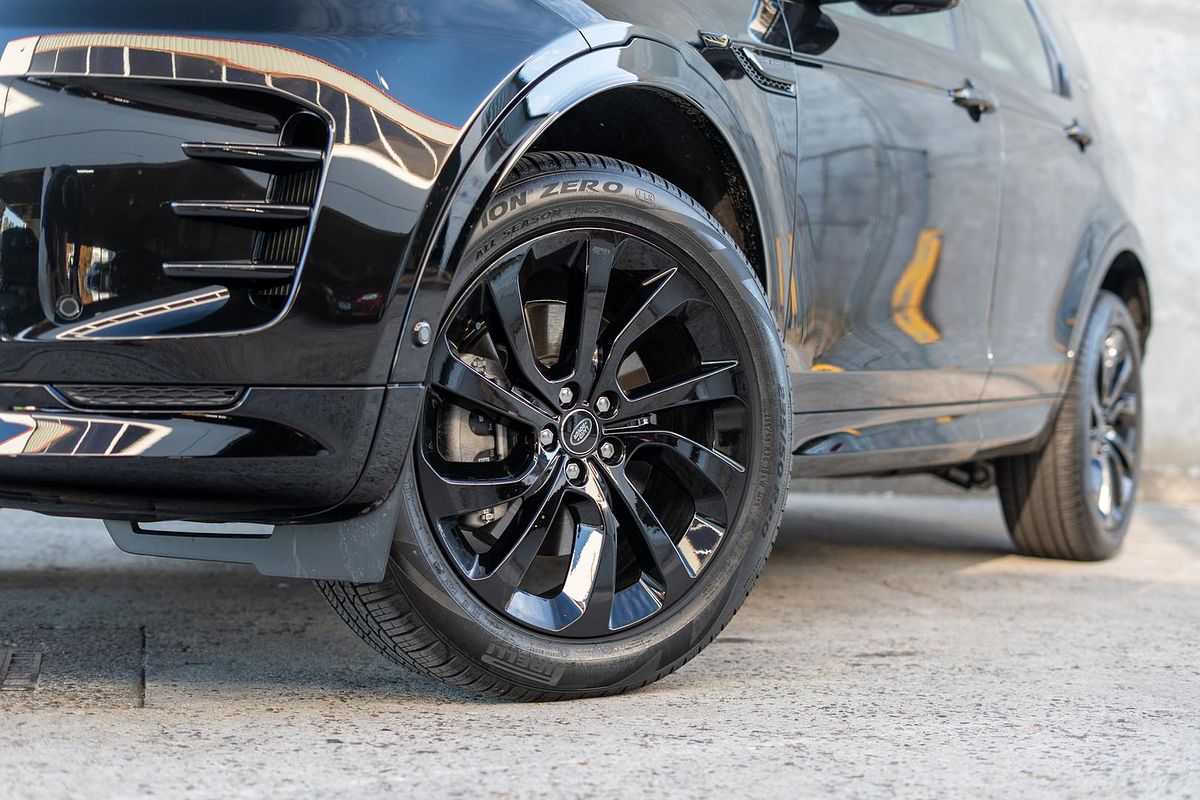 2024 Land Rover Discovery Sport P250 Dynamic SE L550