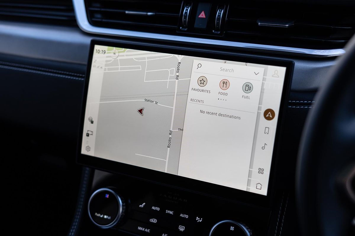 2024 Jaguar F-PACE P250 R-Dynamic SE 90th Anniversary Edition X761