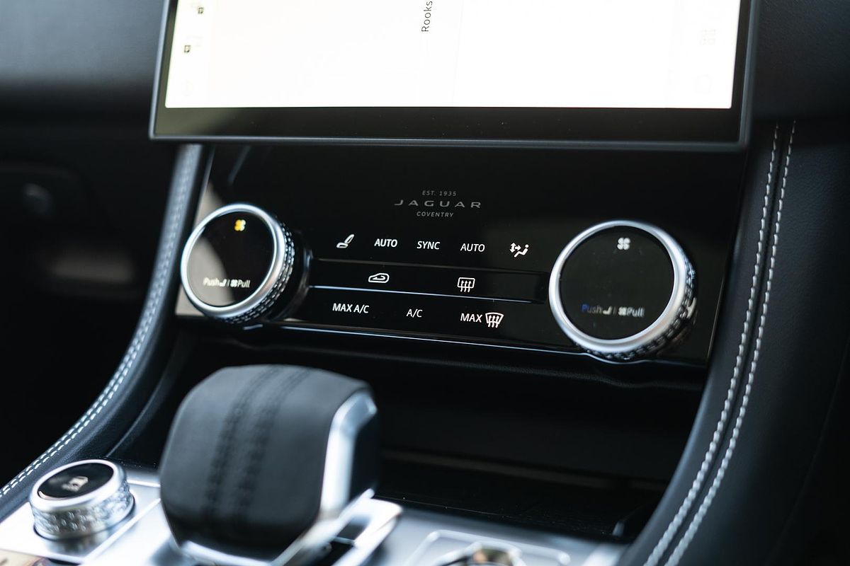 2024 Jaguar F-PACE P250 R-Dynamic SE 90th Anniversary Edition X761