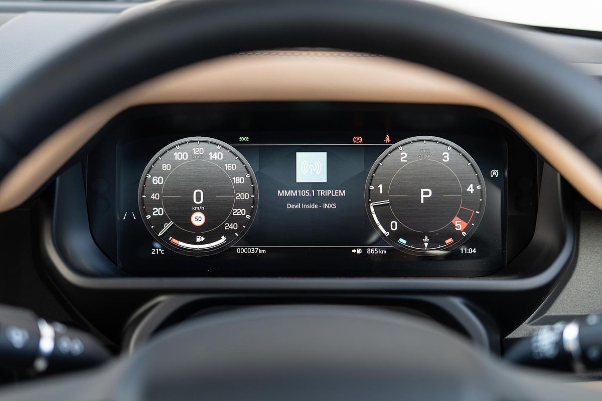 2025 Land Rover Defender 110 D350 X-Dynamic SE L663