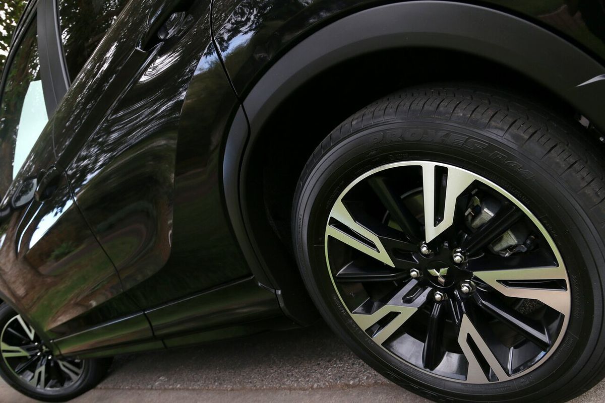 2023 Mitsubishi Eclipse Cross Exceed YB