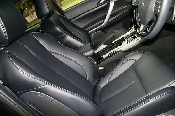 2023 Mitsubishi Eclipse Cross Exceed YB