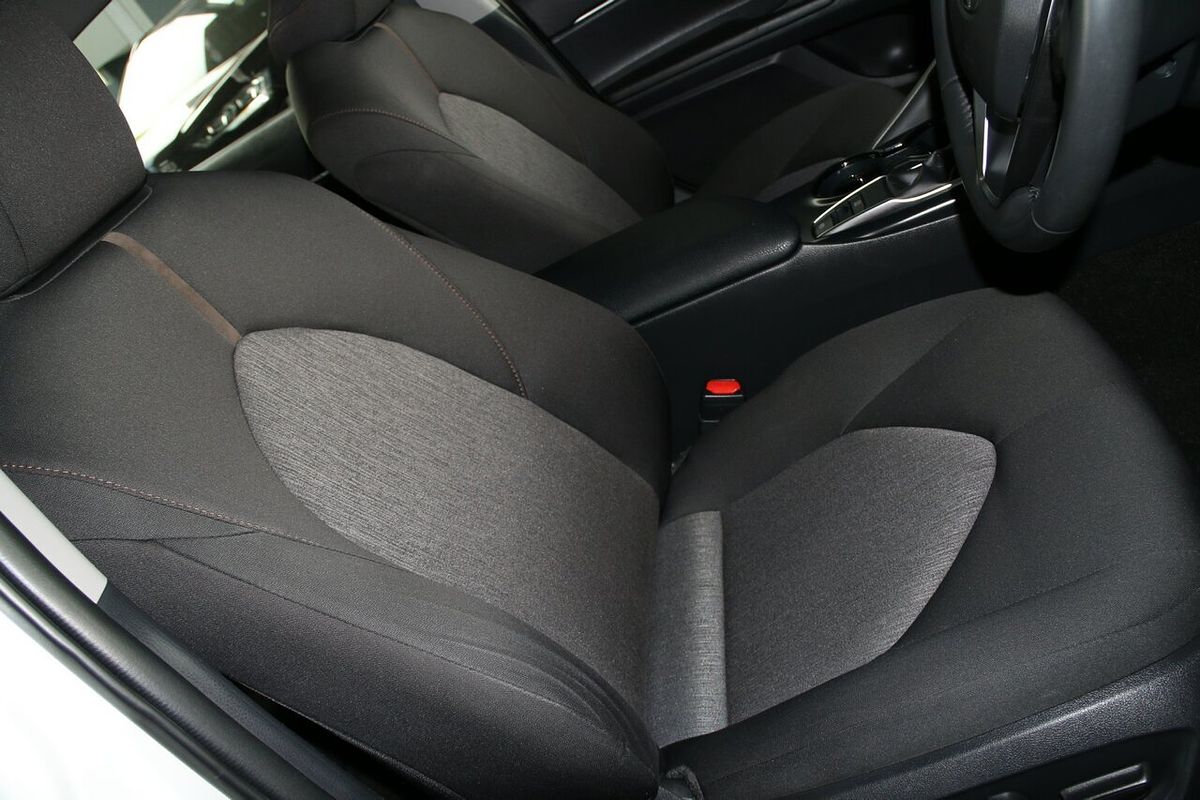 2021 Toyota Camry Ascent Sport ASV70R