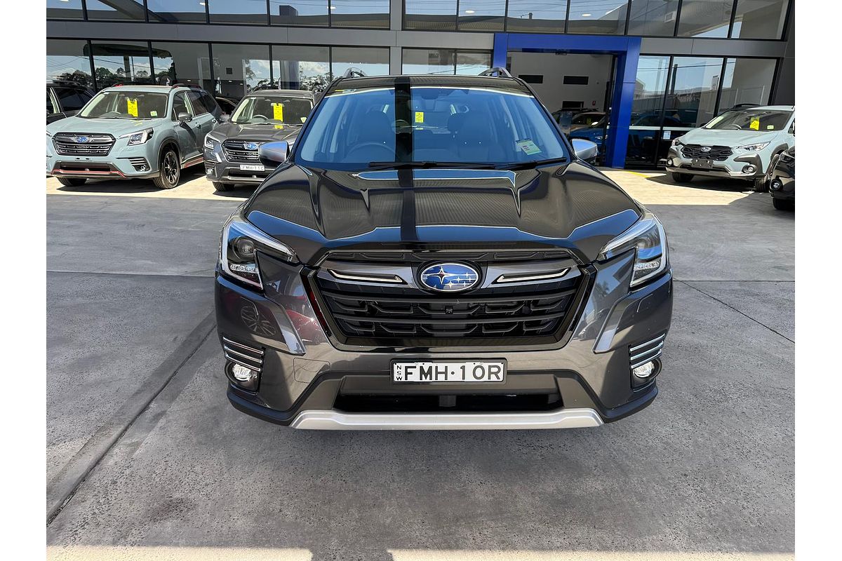 2024 Subaru Forester Hybrid S S5