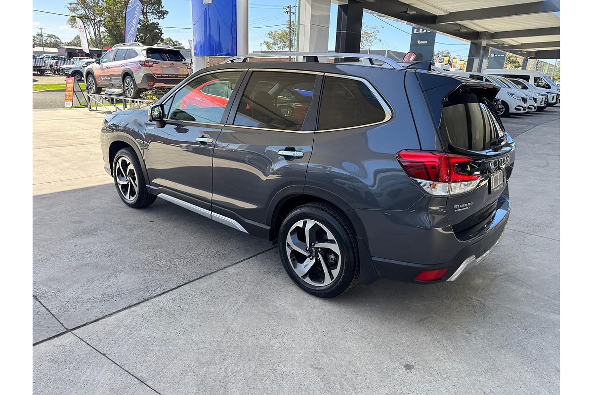2024 Subaru Forester Hybrid S S5