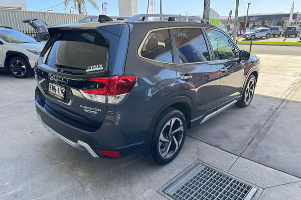 2024 Subaru Forester Hybrid S S5