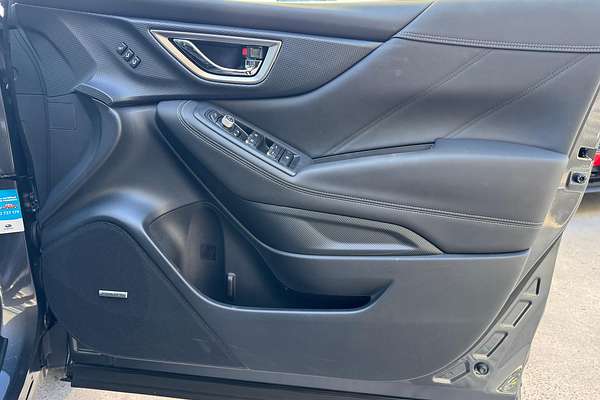 2024 Subaru Forester Hybrid S S5