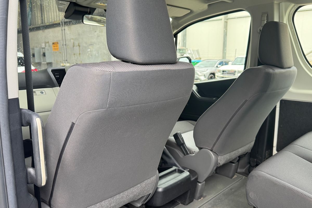 2021 Toyota Hiace GDH320R