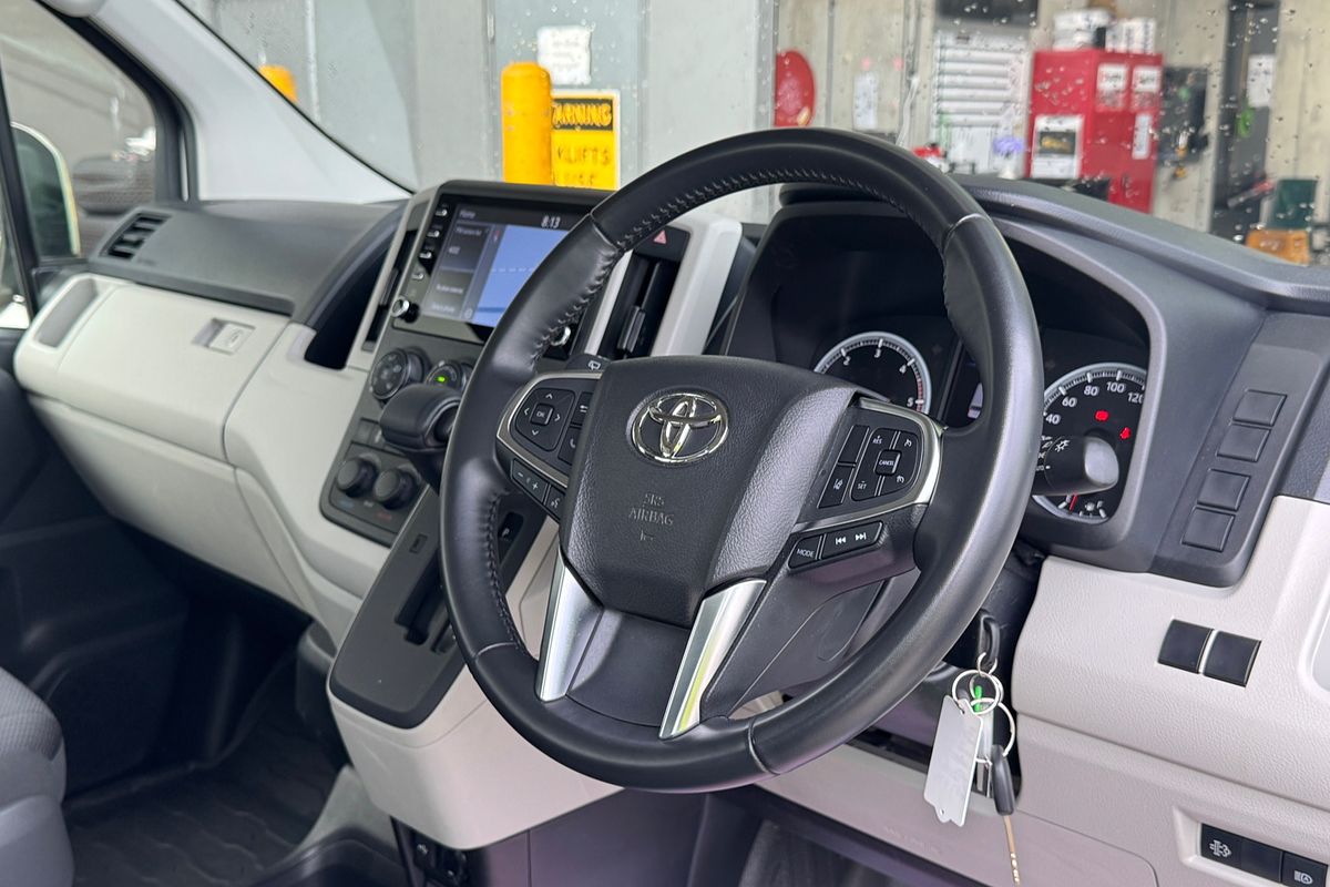 2021 Toyota Hiace GDH320R
