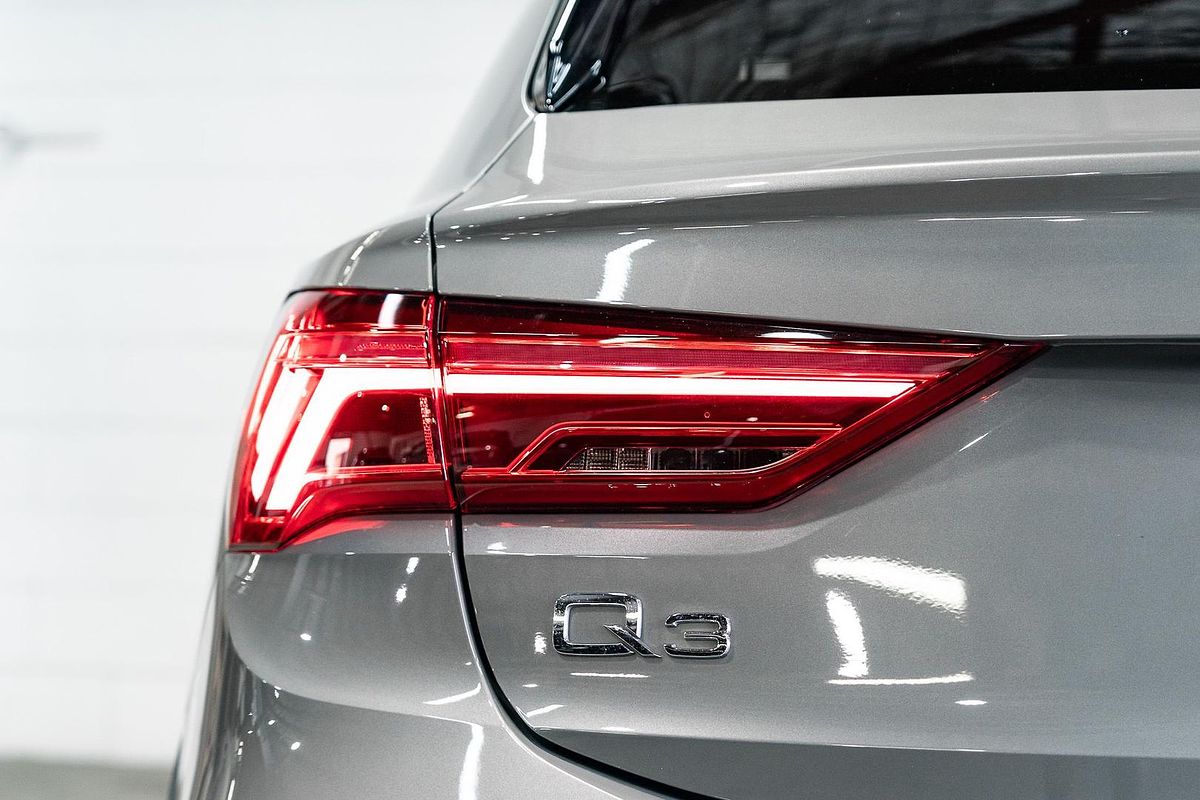 2023 Audi Q3 40 TFSI S line F3