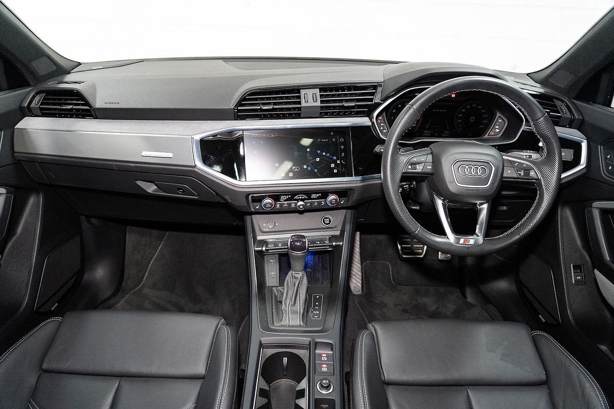 2023 Audi Q3 40 TFSI S line F3