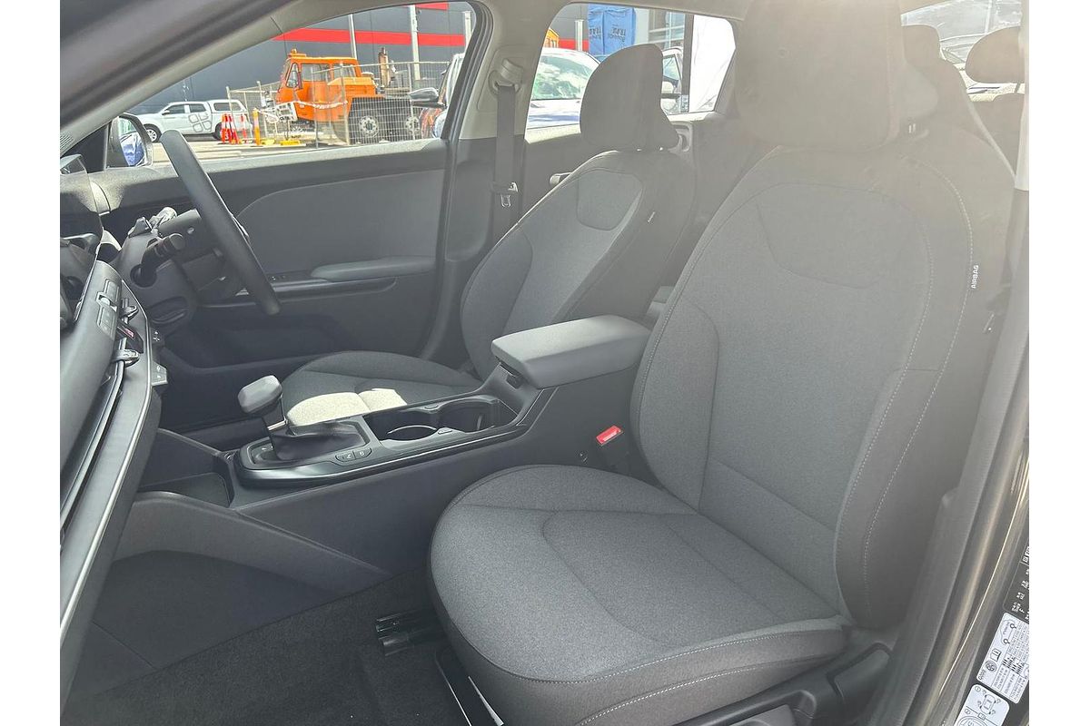 2025 Kia K4 Sport CL4m