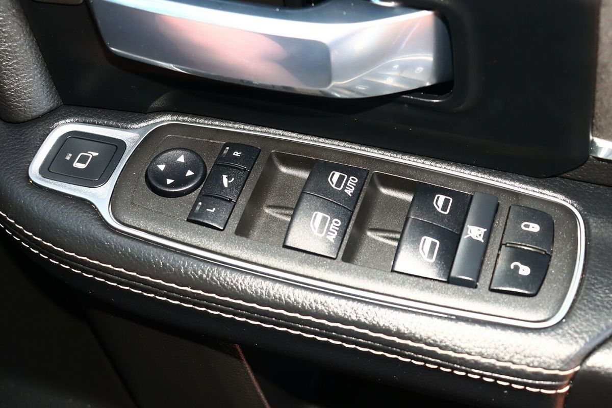 2023 RAM 2500 Laramie Rambox DJ 4X4