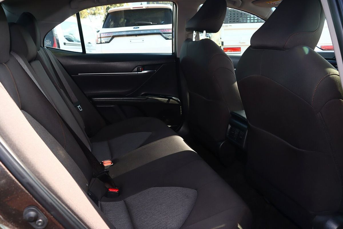 2020 Toyota Camry Ascent AXVH71R