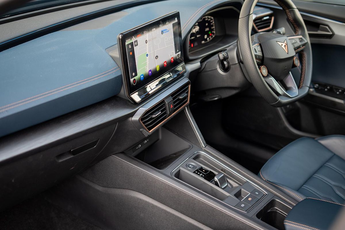 2024 CUPRA Formentor VZx KM