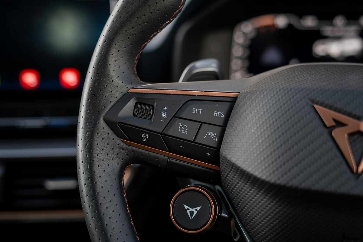 2024 CUPRA Formentor VZx KM