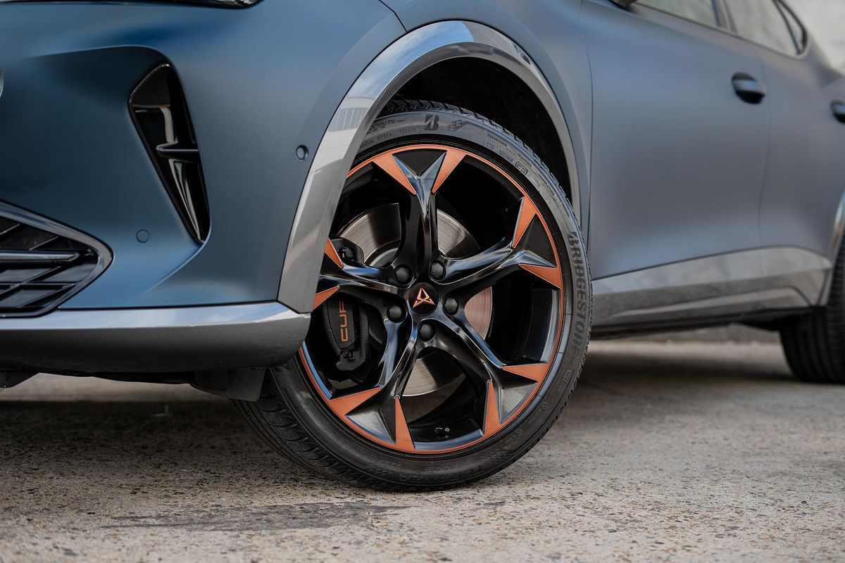 2024 CUPRA Formentor VZx KM