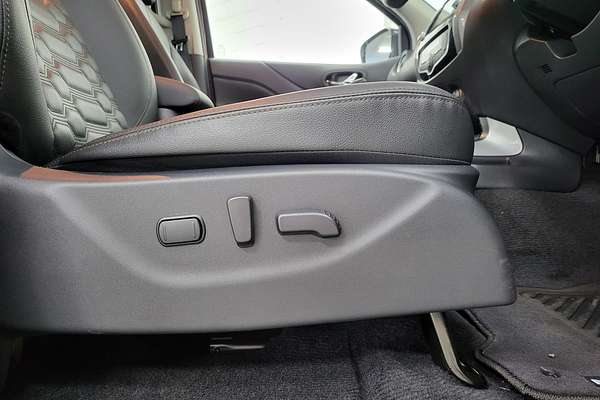 2024 Nissan Navara ST-X D23 4X4