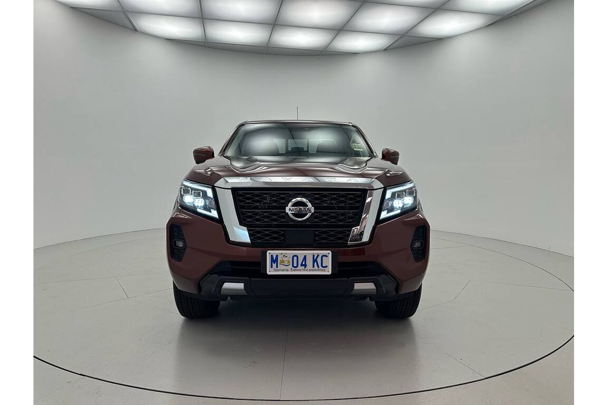 Nissan NAVARA 4X4 2.3 DSL AUTO DC ST-X LS