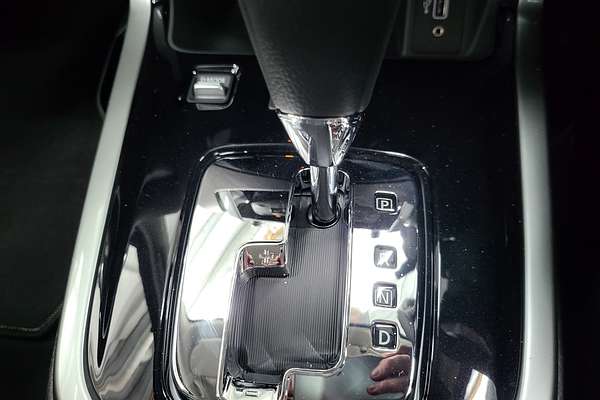 2024 Nissan Navara ST-X D23 4X4