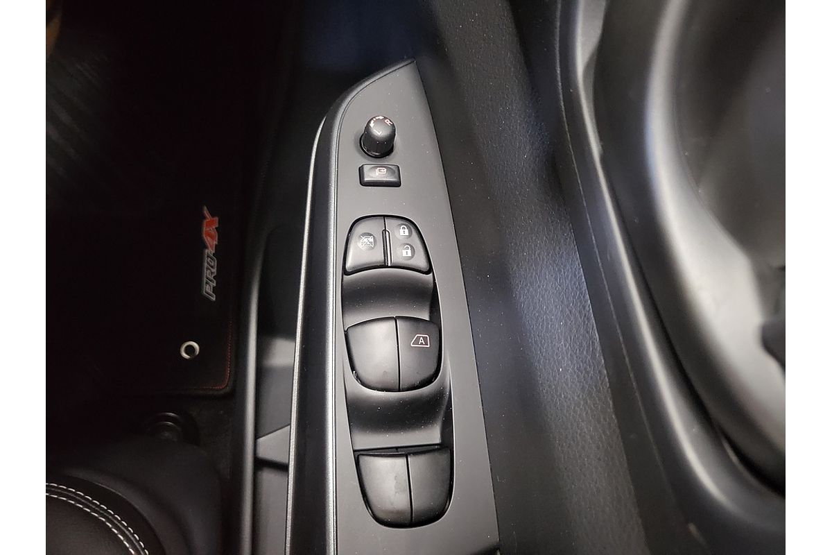 2025 Nissan Navara PRO-4X D23 4X4