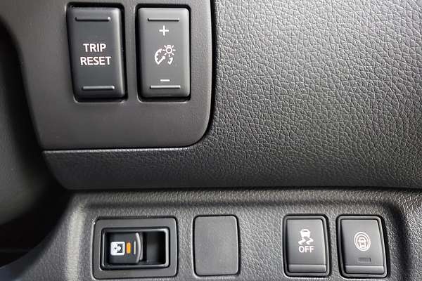 2025 Nissan Navara PRO-4X D23 4X4