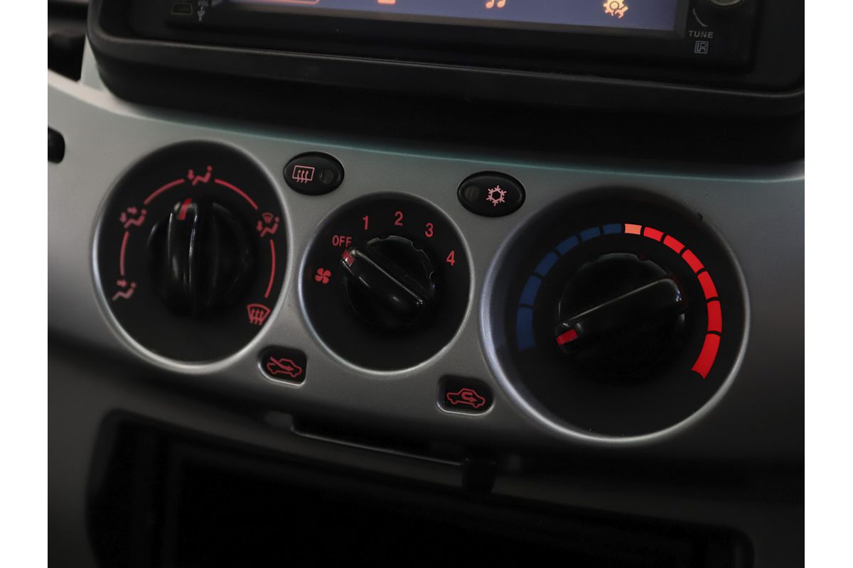 2013 Mitsubishi Triton GL-R MN 4X4