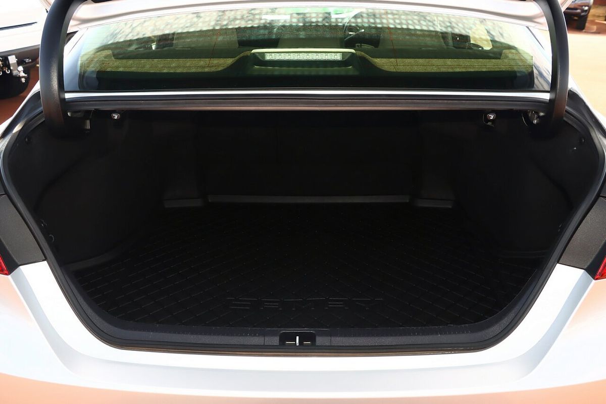 2022 Toyota Camry Ascent Sport AXVH70R