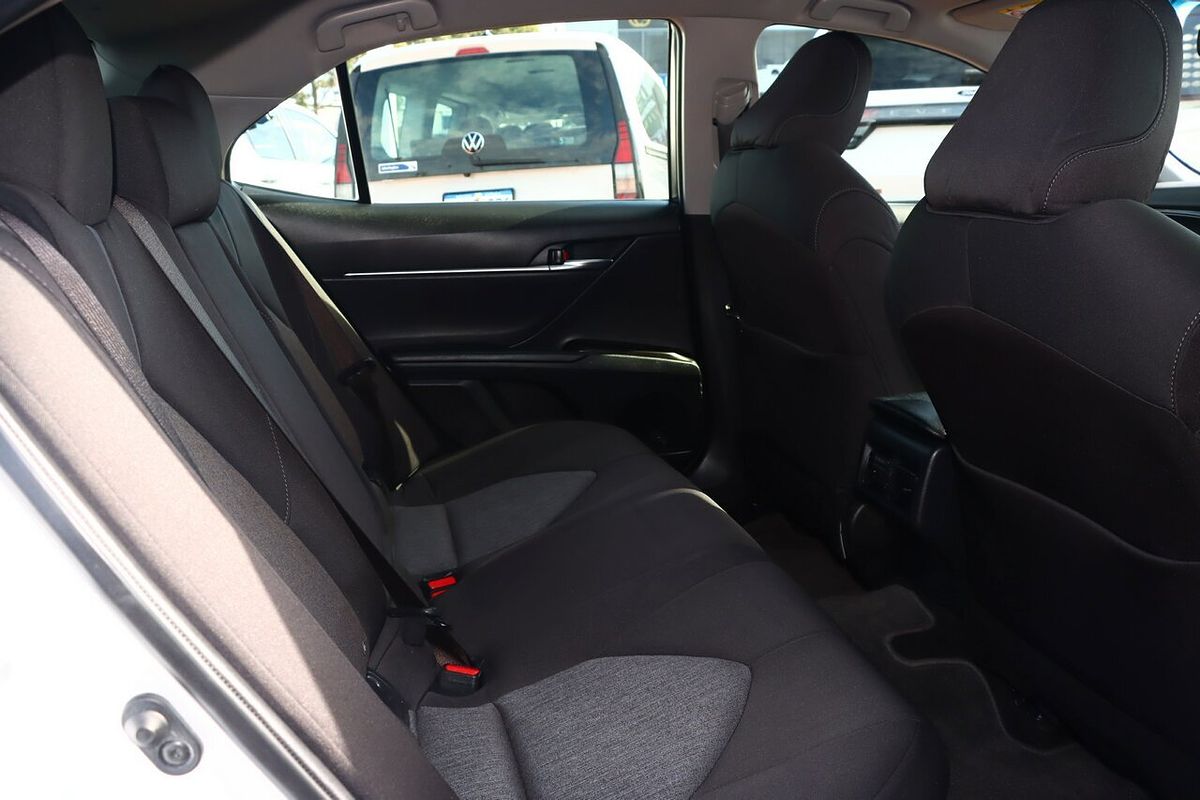 2022 Toyota Camry Ascent Sport AXVH70R