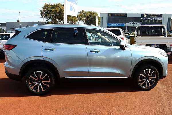 2022 GWM H6 Lux B01