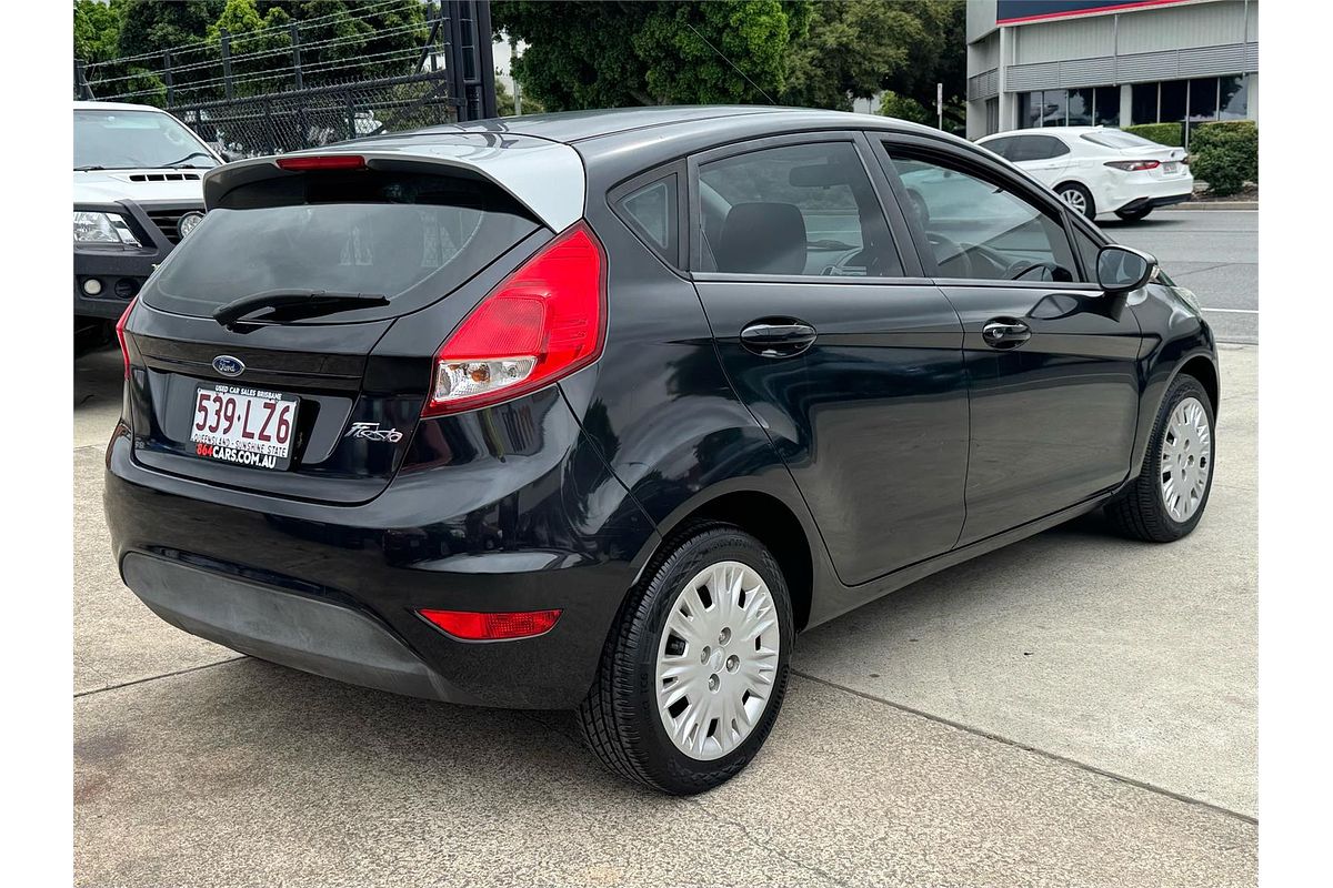 2013 Ford FIESTA AMBIENTE WZ