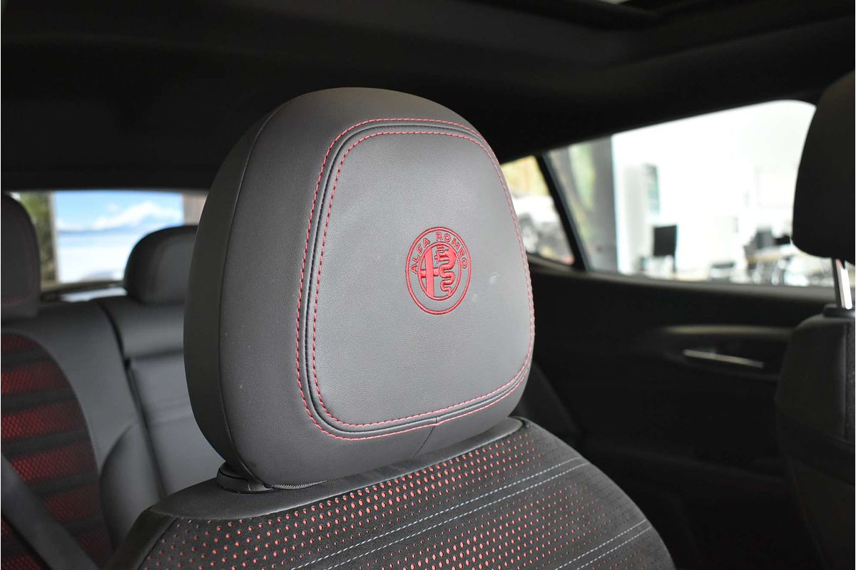 2023 Alfa Romeo Tonale Veloce