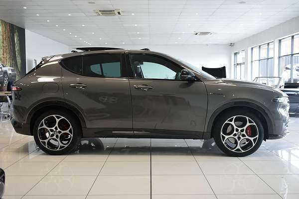 2023 Alfa Romeo Tonale Veloce