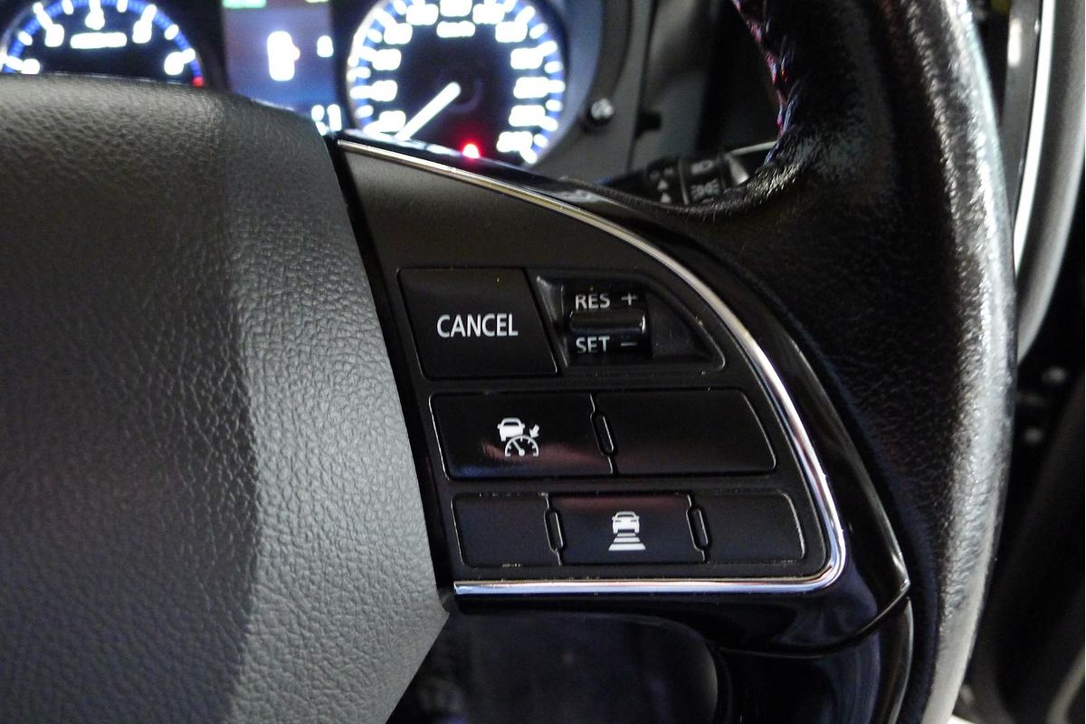 2017 Mitsubishi Outlander LS Safety Pack ZK