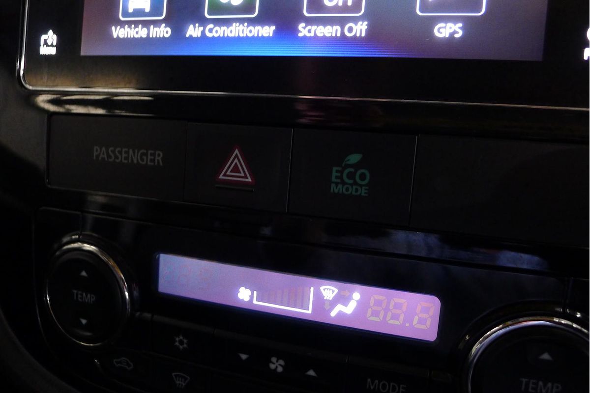 2017 Mitsubishi Outlander LS Safety Pack ZK