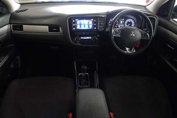 2017 Mitsubishi Outlander LS Safety Pack ZK