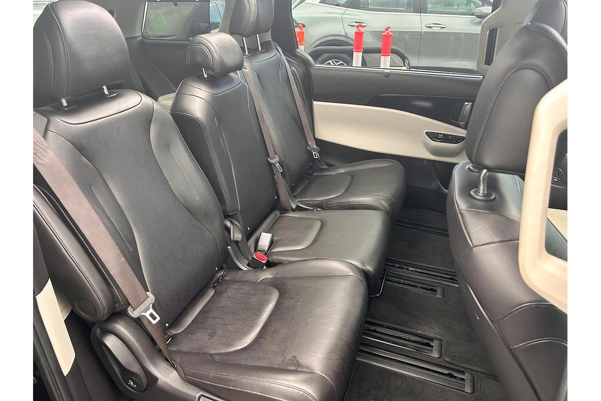 2022 Kia Carnival Platinum KA4
