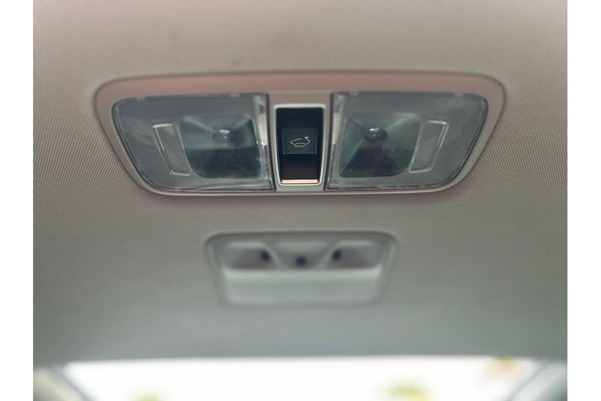 2022 Kia Carnival Platinum KA4