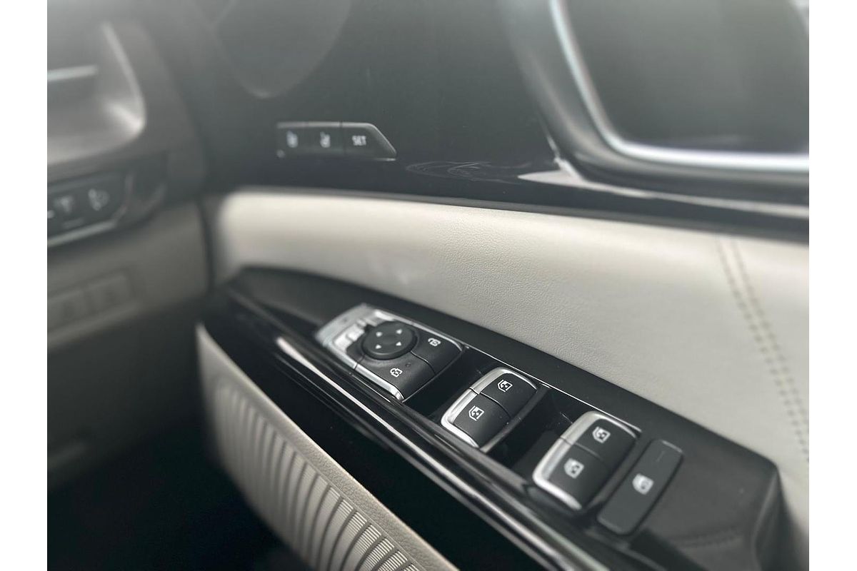 2022 Kia Carnival Platinum KA4