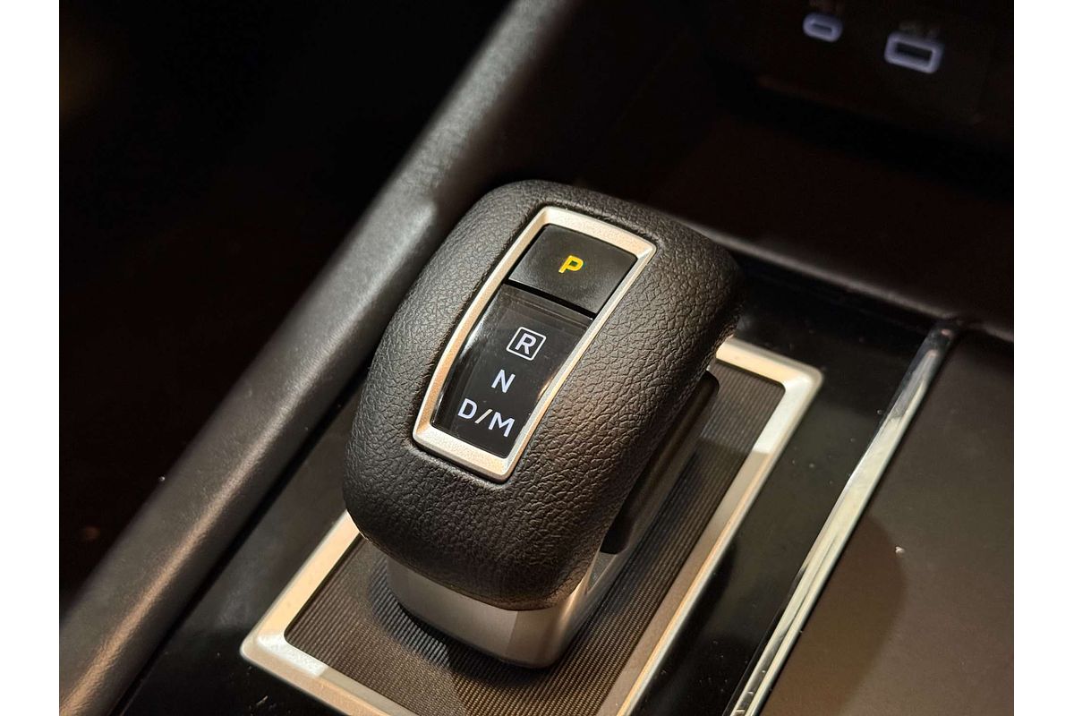 2023 Mitsubishi Outlander ES ZM