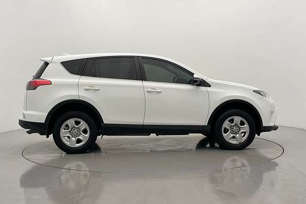 2017 Toyota RAV4 GX ZSA42R