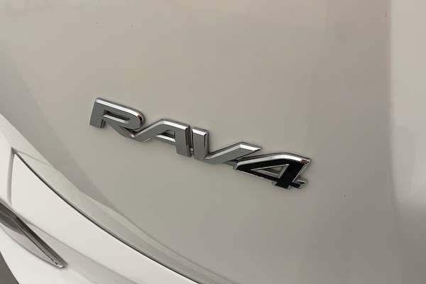 2017 Toyota RAV4 GX ZSA42R