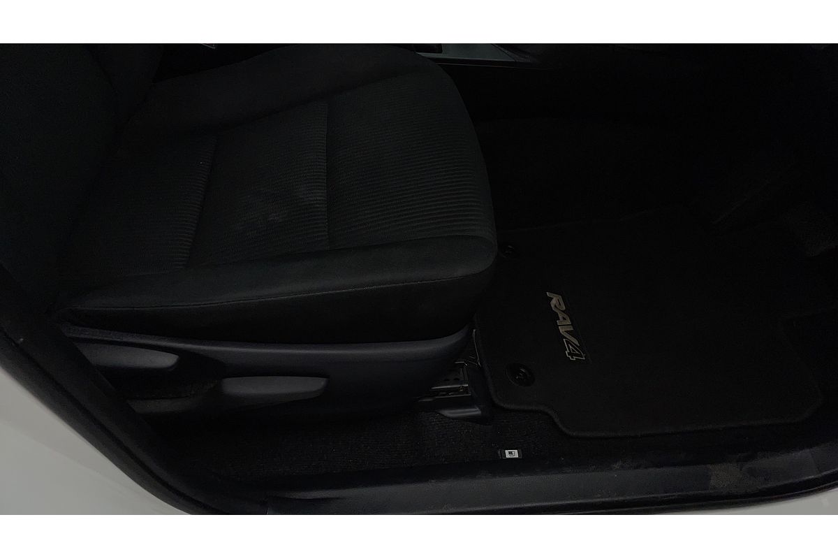 2017 Toyota RAV4 GX ZSA42R