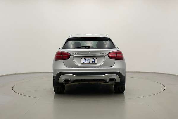 2018 Mercedes-Benz GLA-Class GLA250 X156