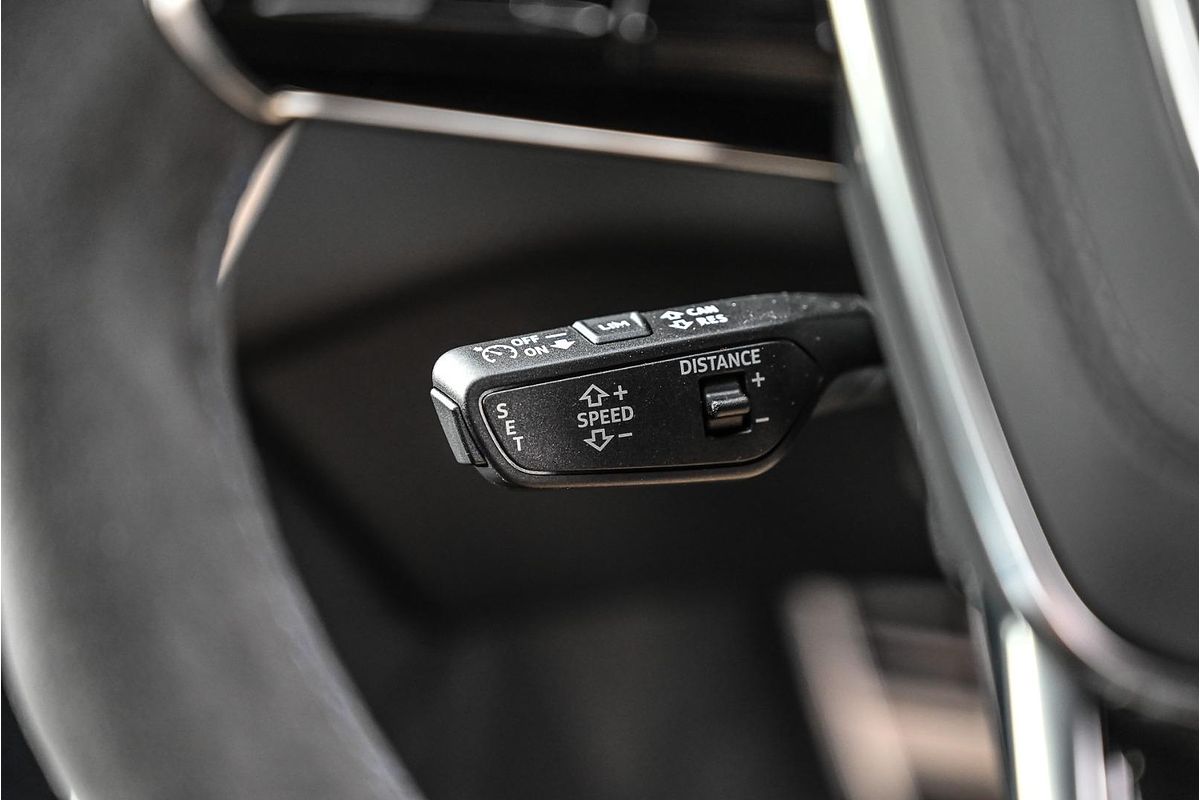 2024 Audi RS6 Performance C8