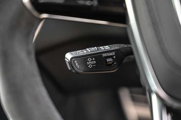 2024 Audi RS6 Performance C8