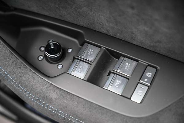2024 Audi RS6 Performance C8