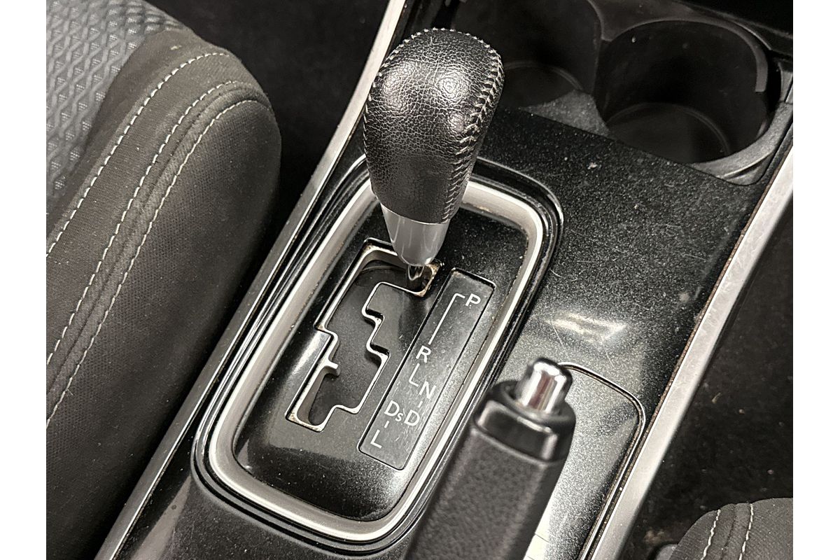 2017 Mitsubishi Outlander ES ZL