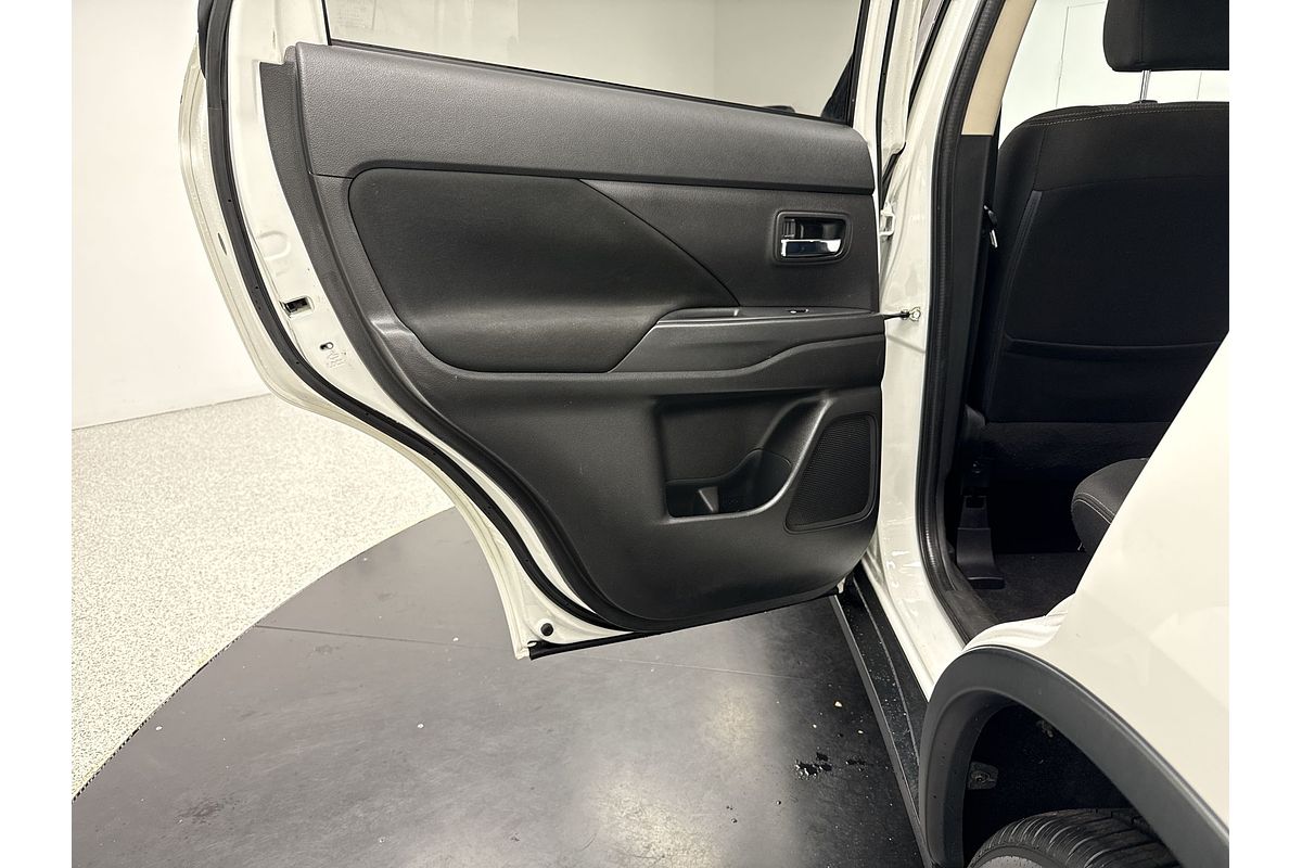 2017 Mitsubishi Outlander ES ZL